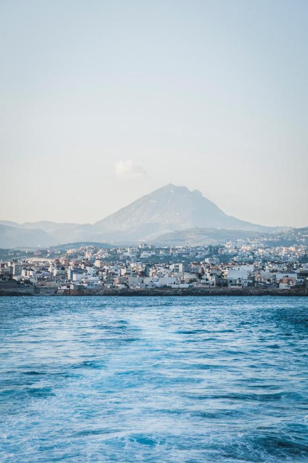 Minos By Agora Luxury Apartments In The Heart Of Heraklion エクステリア 写真