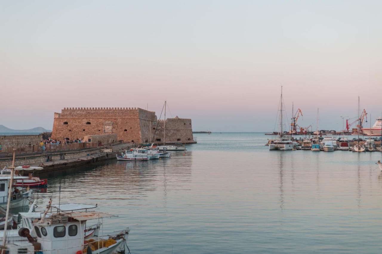Minos By Agora Luxury Apartments In The Heart Of Heraklion エクステリア 写真