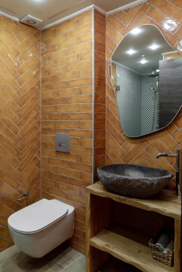 Minos By Agora Luxury Apartments In The Heart Of Heraklion エクステリア 写真